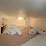 Unbeatable Location! Cozy Parisian Getaway For Two
