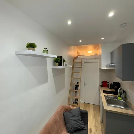 Apartment Unbeatable Location! Cozy Parisian Getaway For Two
